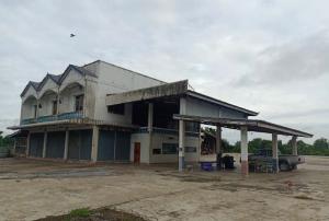 Land with Building, Sam Ngam, Phichit