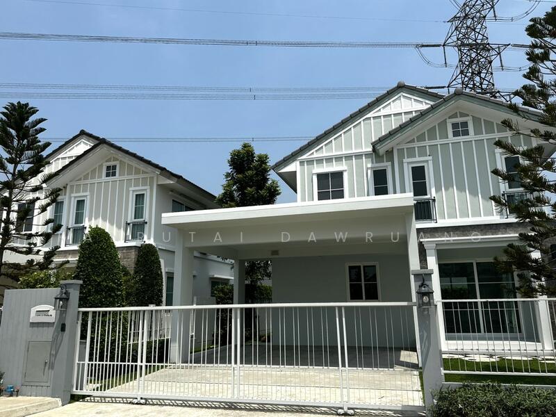 Sivalee Srinakarin-Romklao, Bangkok