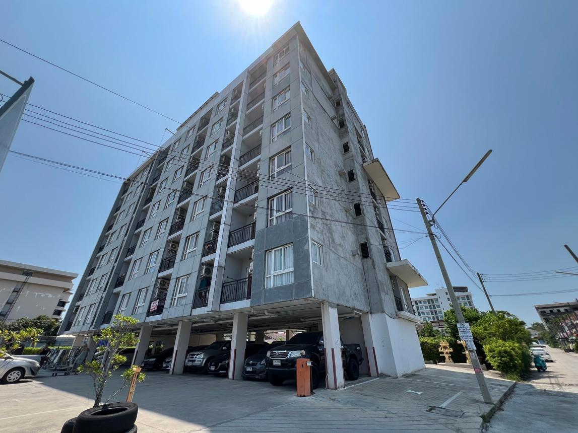 Condominium at The Crystal Condo (Bee May Condo) Sriracha, Chonburi